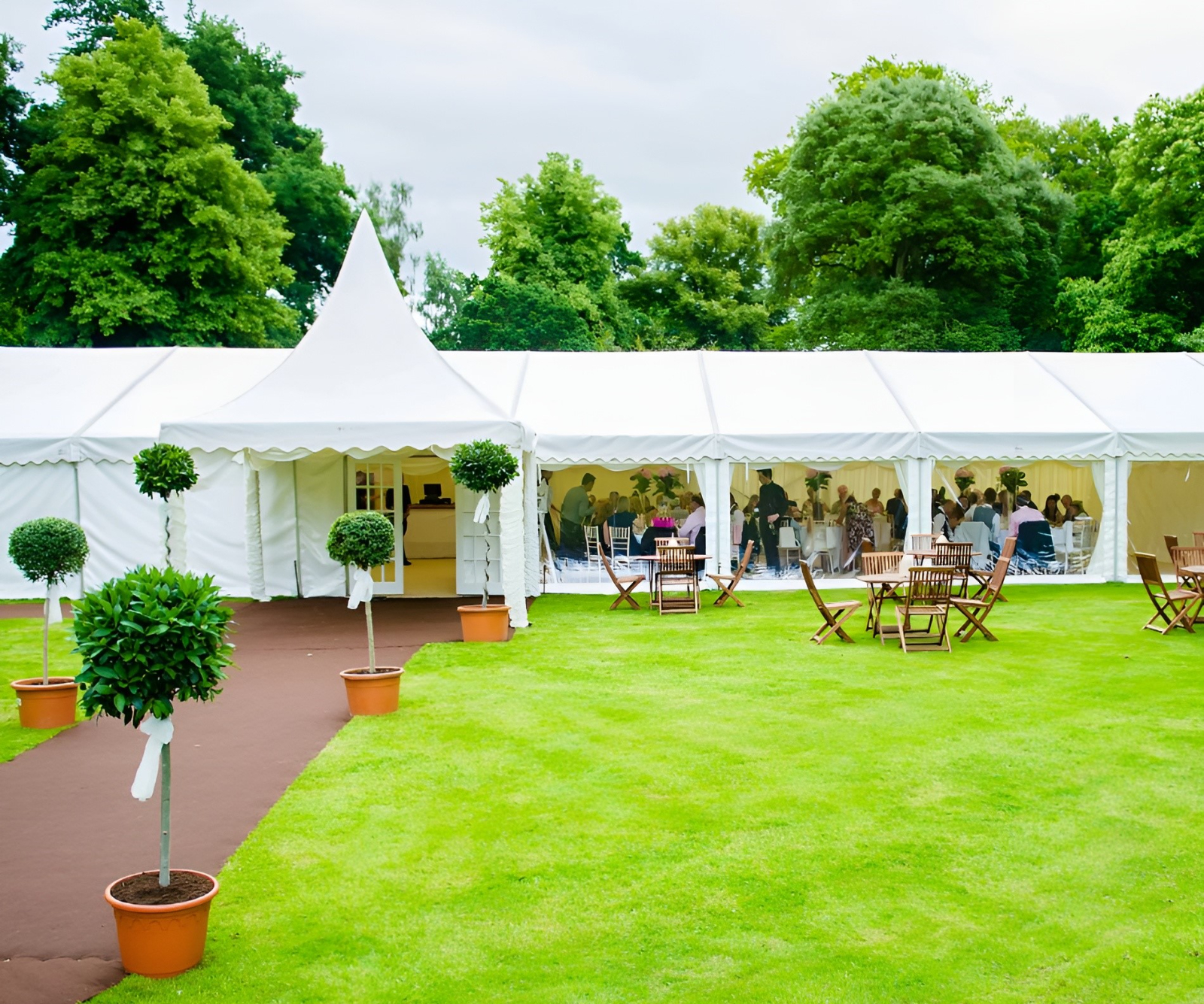 How Much Does It Cost To Have A Wedding In A Marquee?